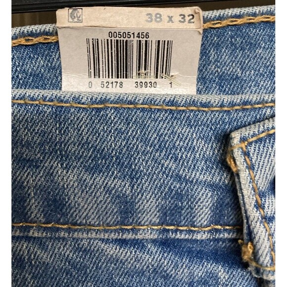 Men's Levi's 505 Regular Fit Jeans Stretch Blue Light Wash Size 38x32 NWT - Picture 3 of 8